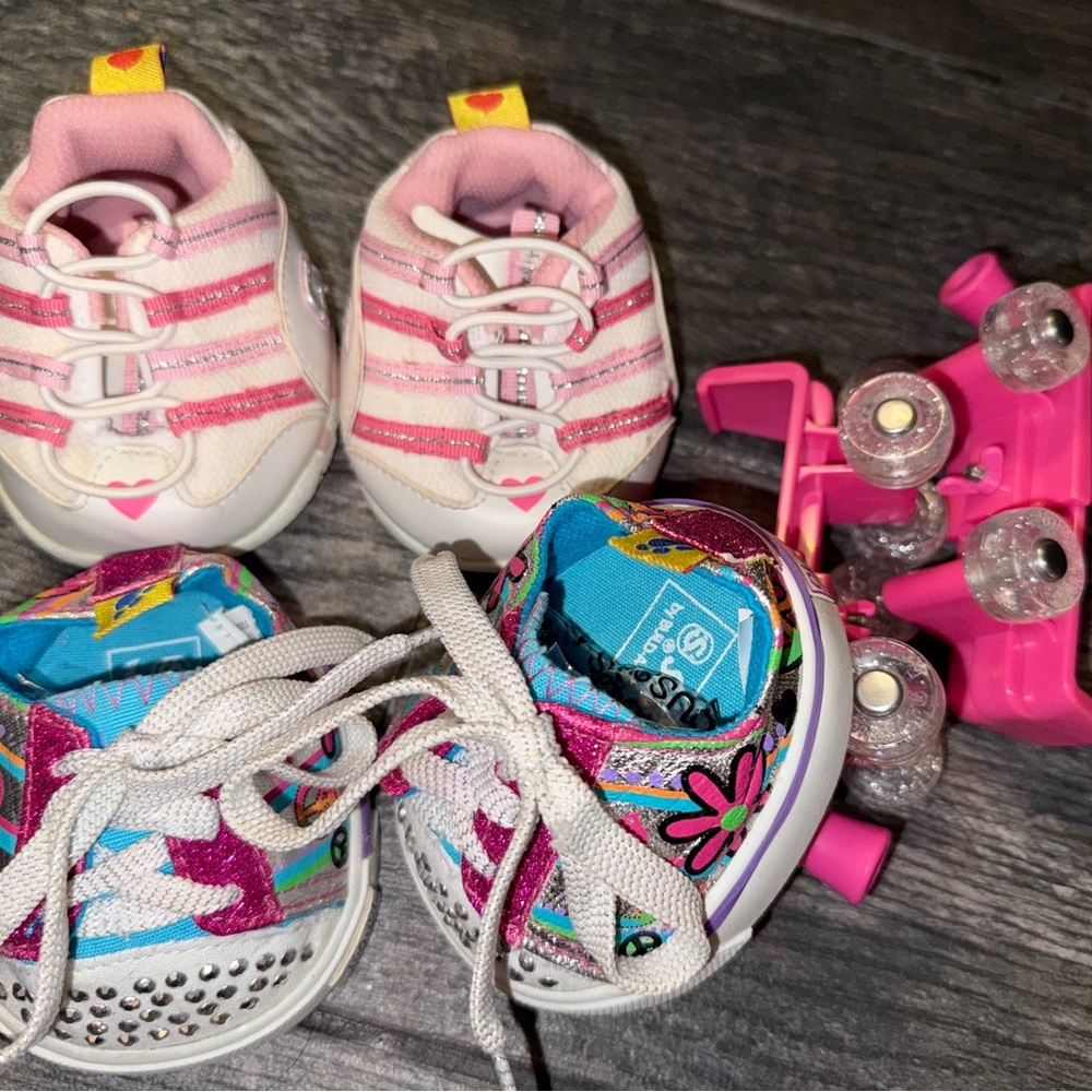 Build a bear, Skechers rollerskate, pink twinkle toes shoe lot